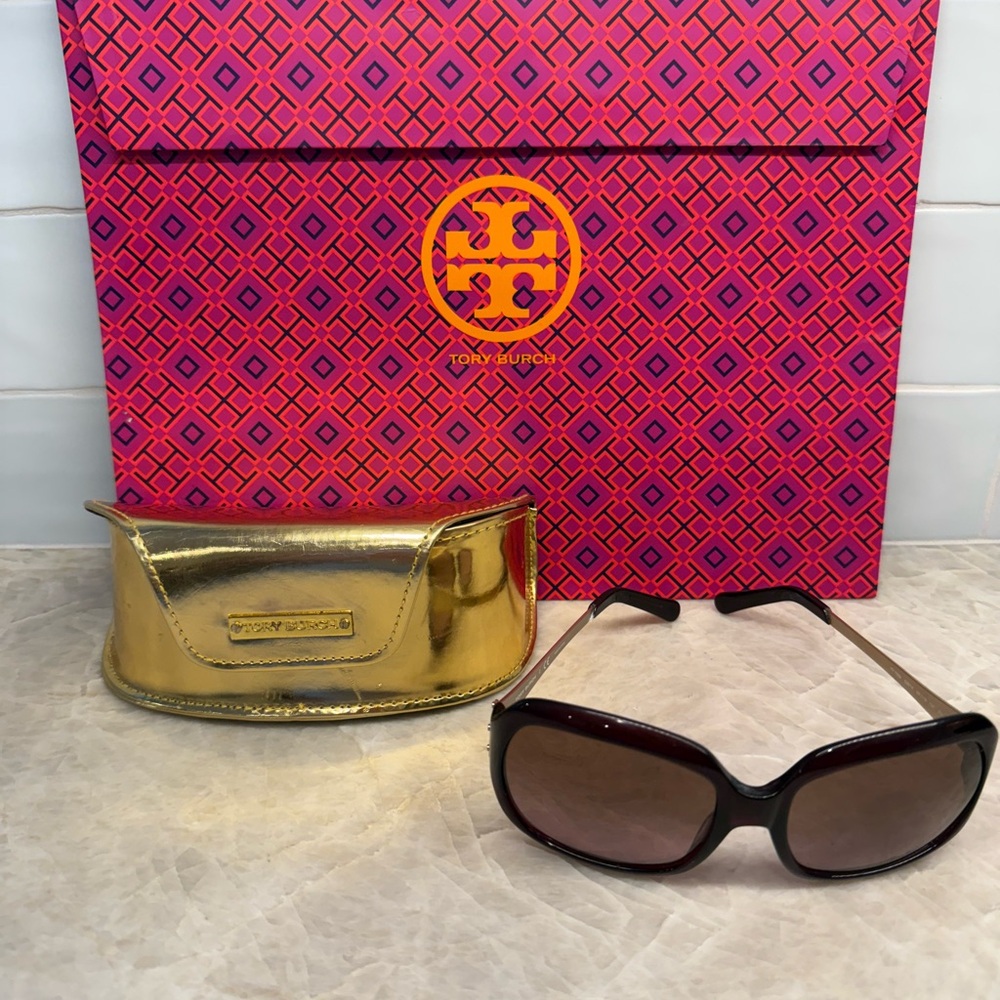 Tory Burch Black/Brown Sunglasses with Gold Case
